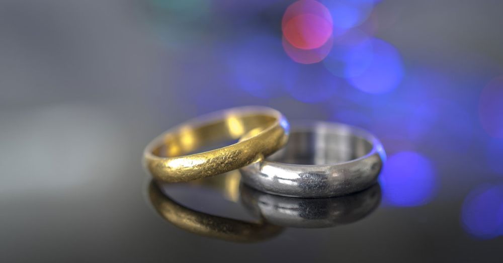 Differences between types of gold (white, yellow, 14k, 18k)