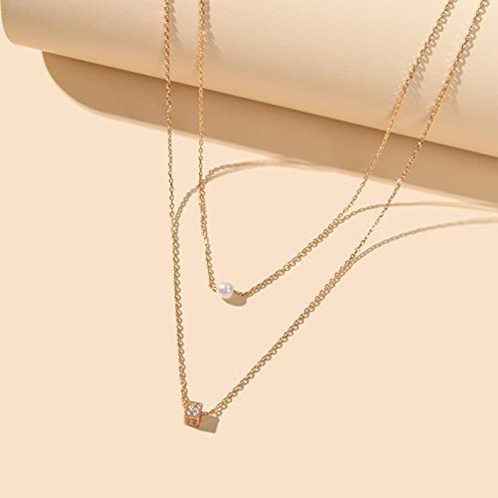 Title: Gold Necklace Designs: A Timeless Tapestry of Elegance and Glamour